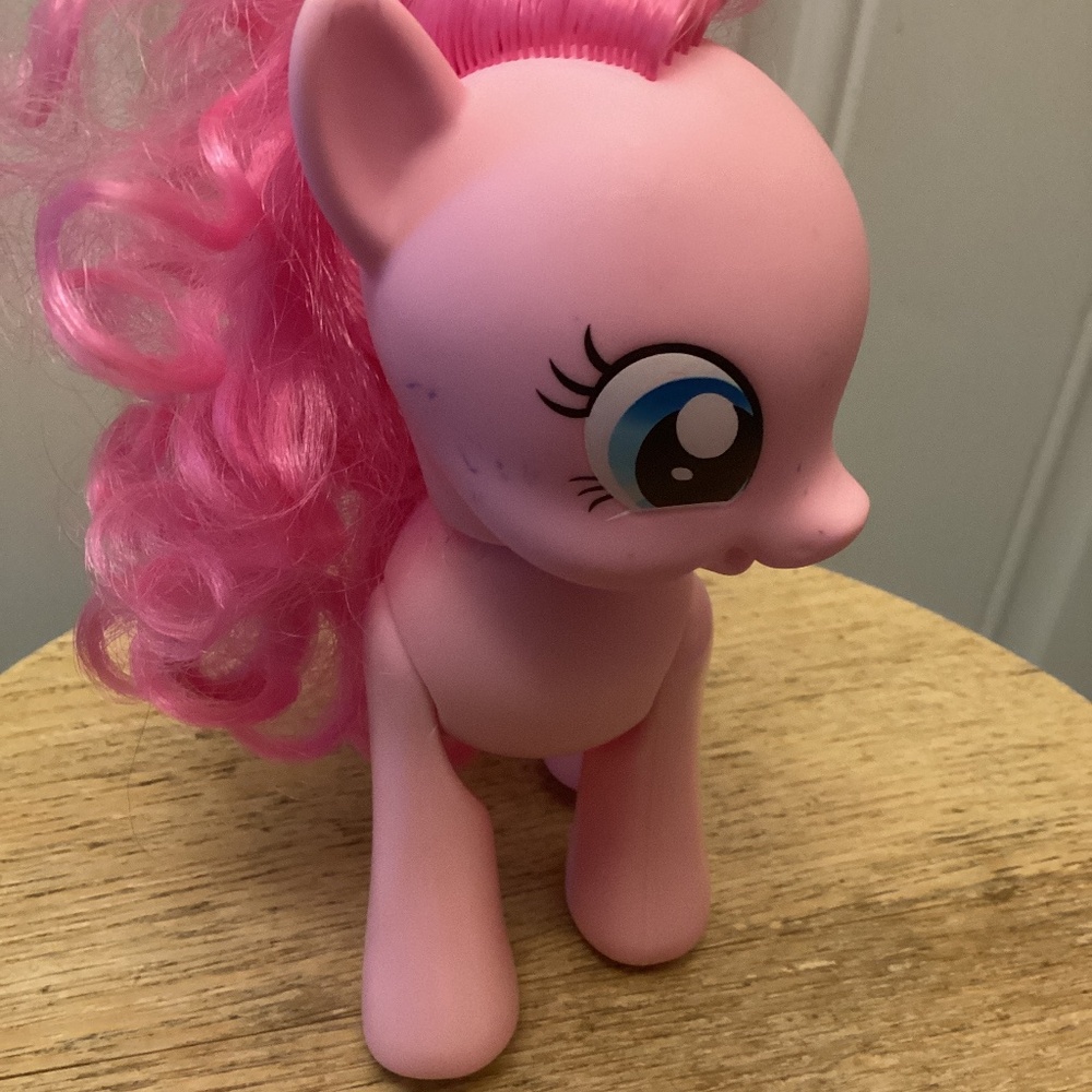 My Little Pony  Walking and Talking  Pinkie Pie - fully functional. - Picture 4 of 9